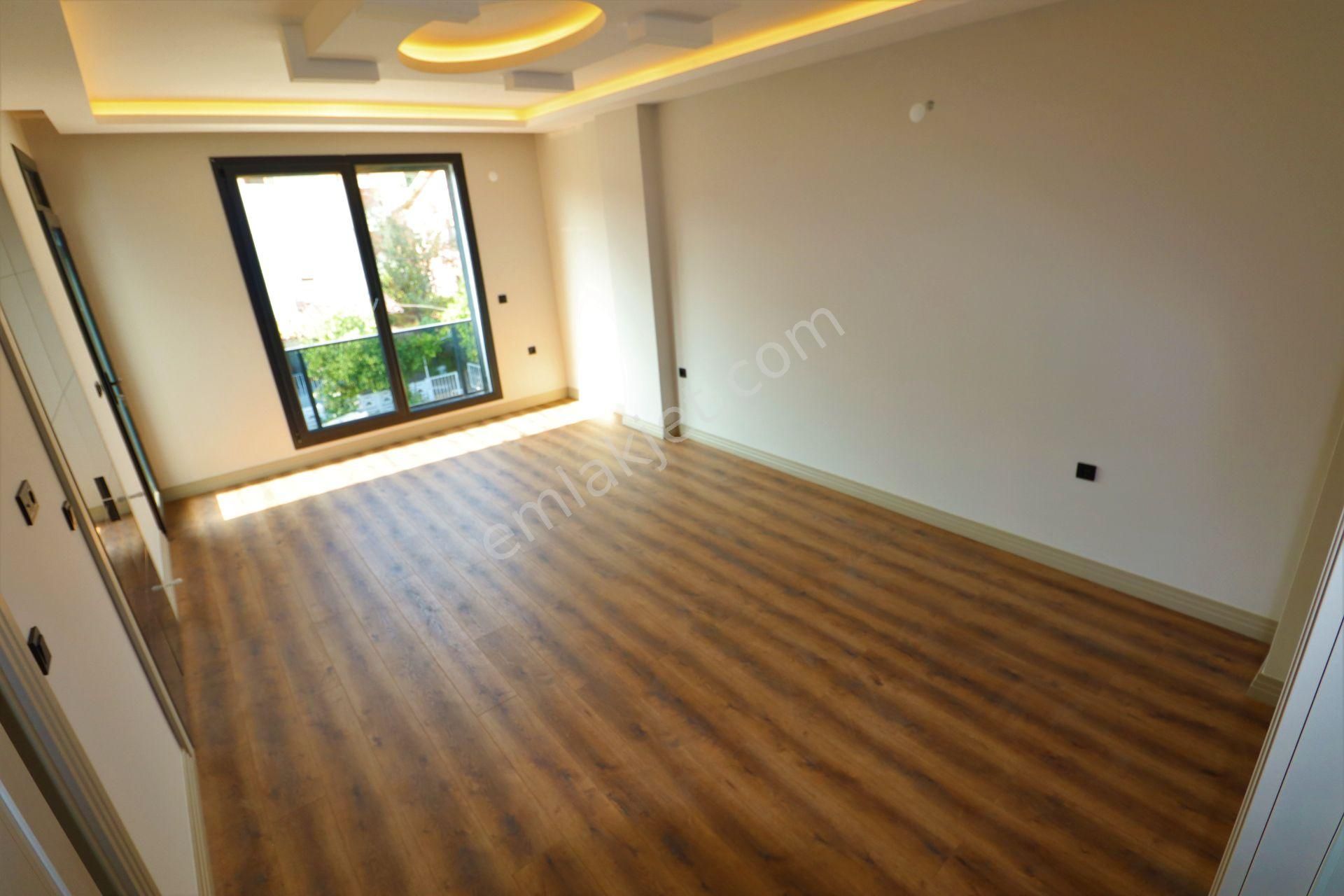 Altınoluk Ta Denize Sıfır Satılık 5+2 Ultra Lüks Villa - Görsel 26