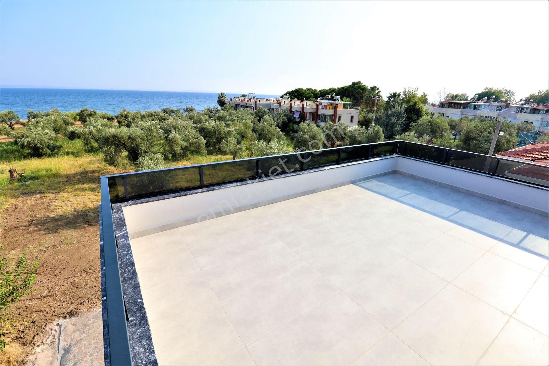 Altınoluk Ta Denize Sıfır Satılık 5+2 Ultra Lüks Villa - Görsel 5