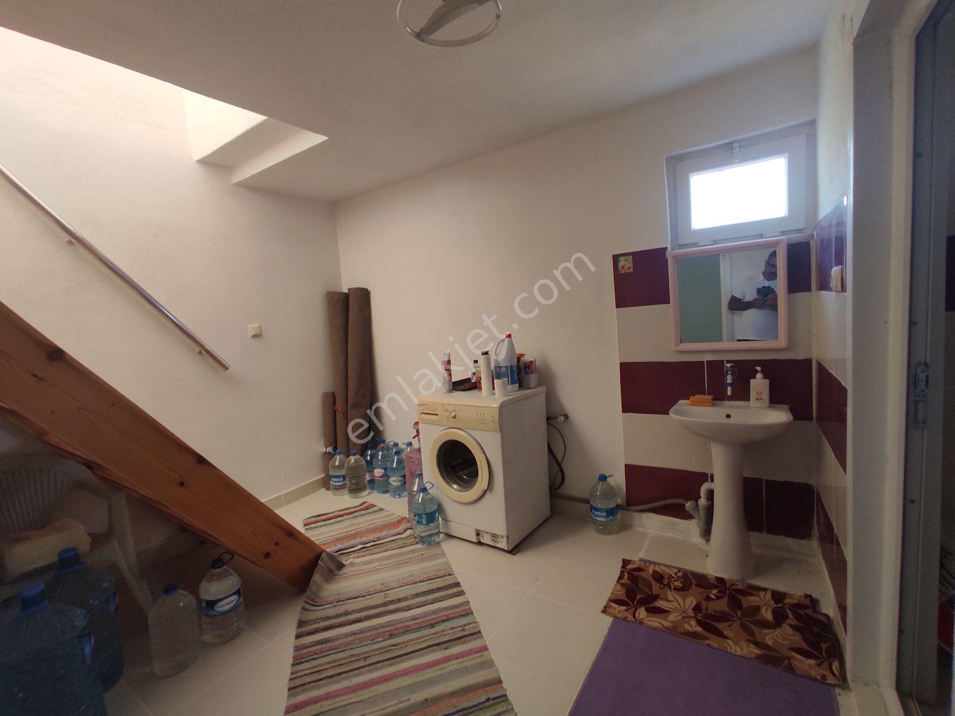 Sakarya Geyve Ceceler Köyünde 3255 M² Arazi İçinde Manzaralı Asfalt Yola Cephe Müstakil Ev - Görsel 21