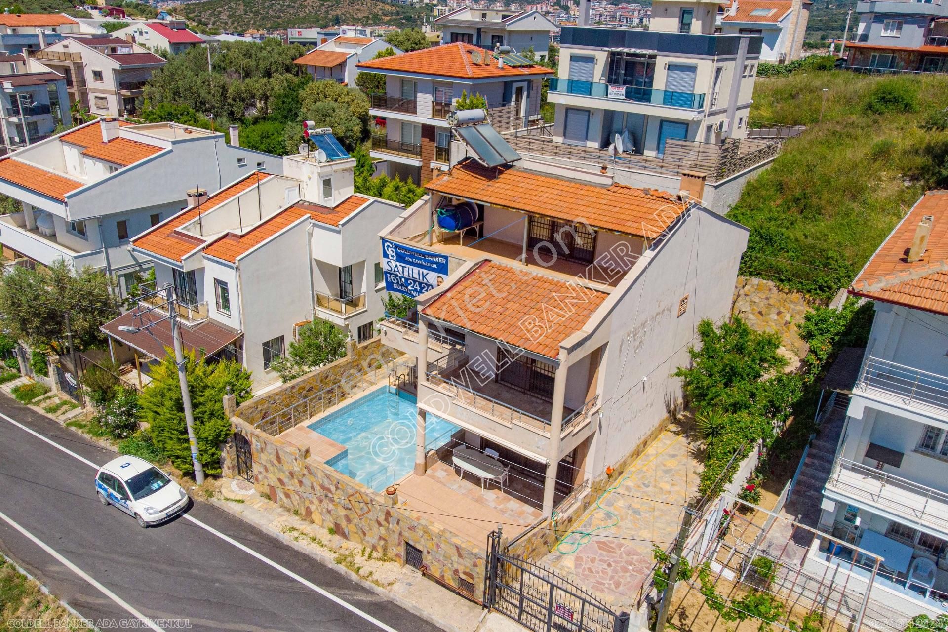 Kuşadası Kadınlar Denizi Satılık Villa  Kadınalar Denizi Mh. Tek Müstakil Özel Havuzlu 5+1 Satılık Villa