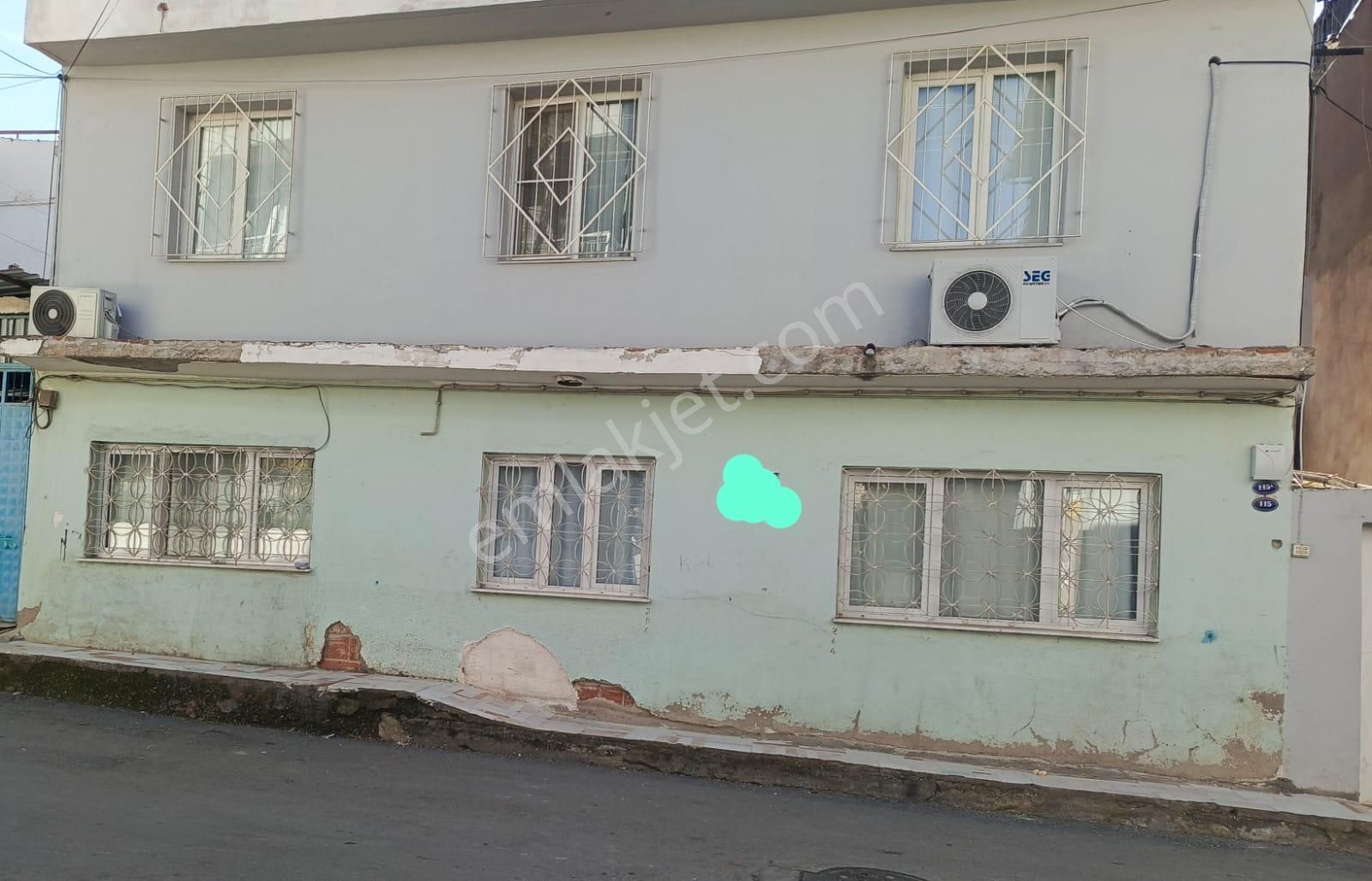 Gümüşpala Karakola Yakın Satılık Arsa Niyetine Çatılı Ev - Görsel 29