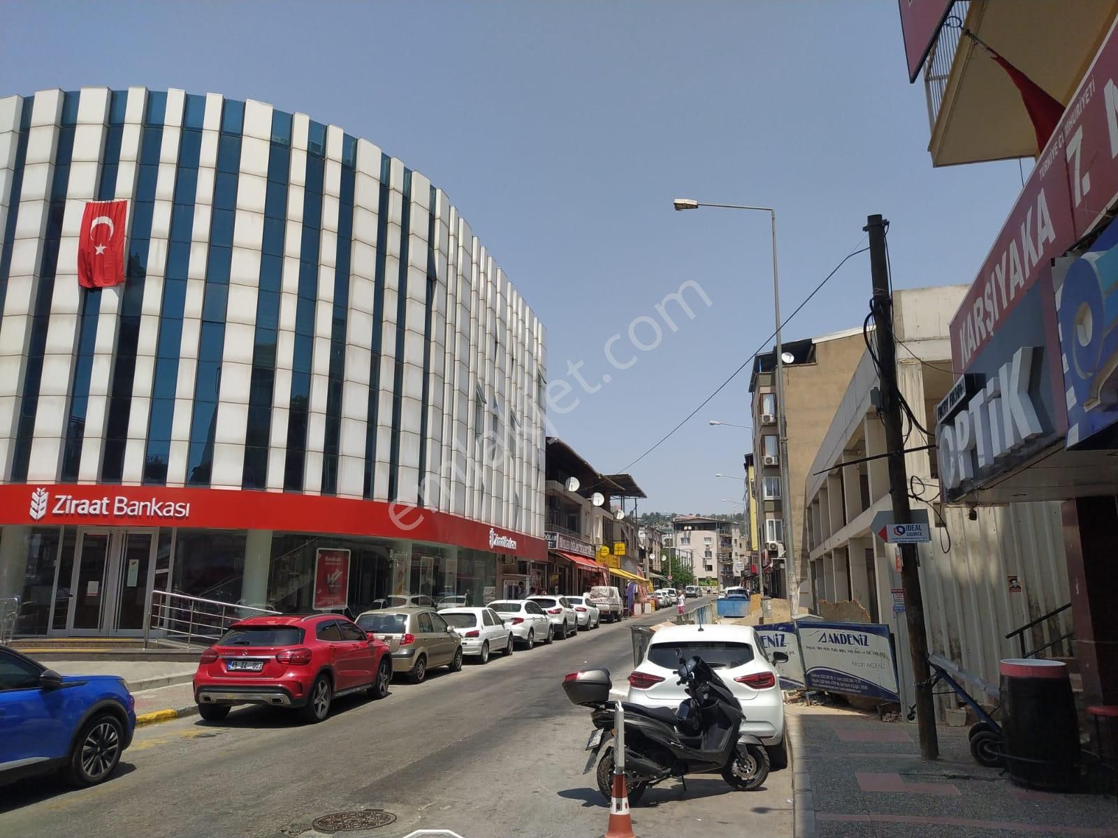 Gümüşpala Karakola Yakın Satılık Arsa Niyetine Çatılı Ev - Görsel 4