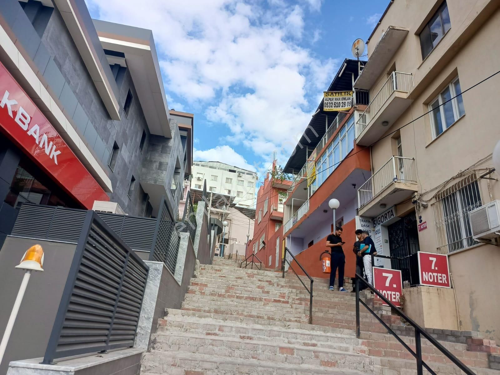 Gümüşpala Karakola Yakın Satılık Arsa Niyetine Çatılı Ev - Görsel 12