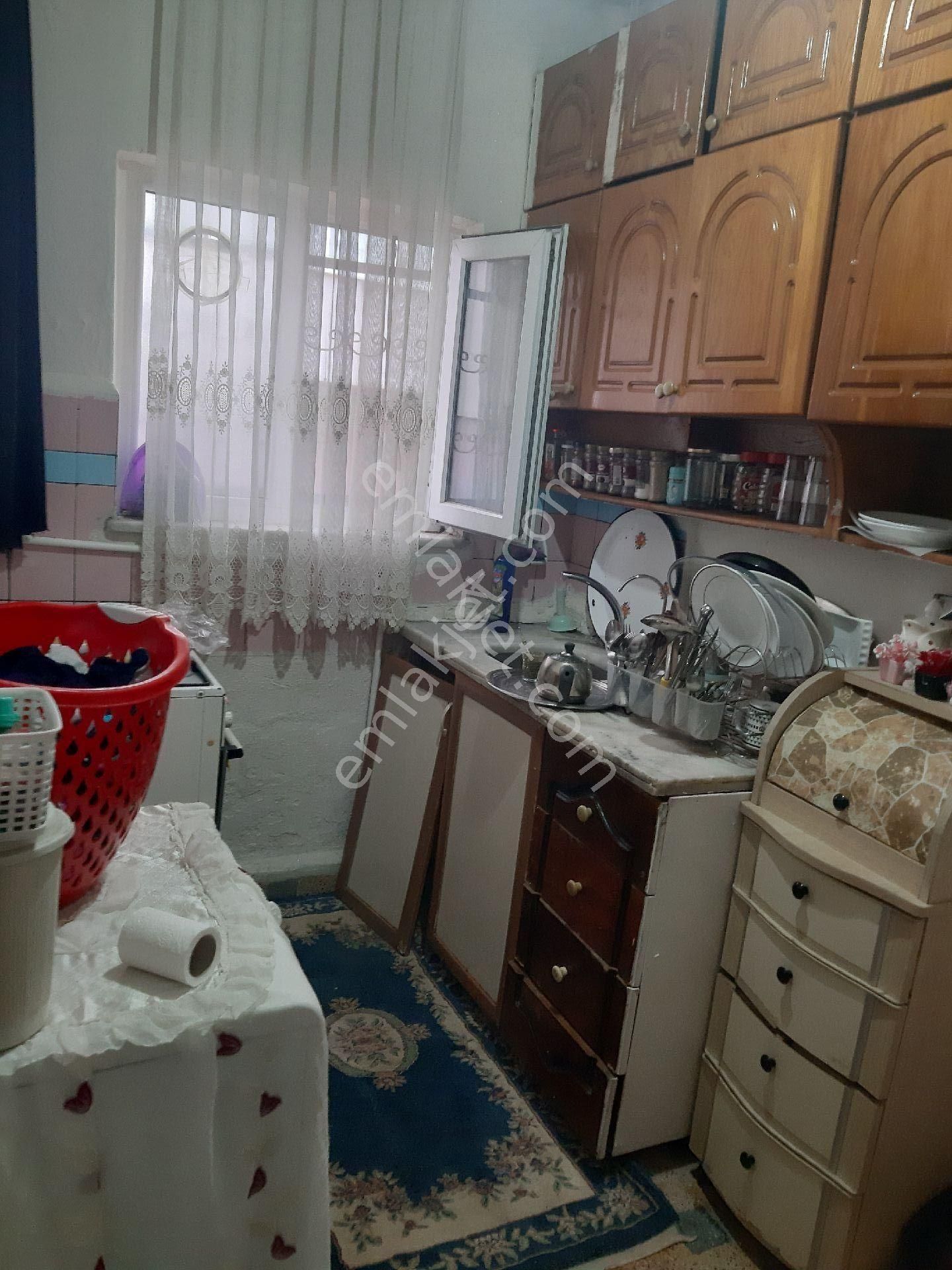 Pendik Çamçeşme Mah 164m2 Arsa İçinde Doğal Gaz Kobili Satılık 2 Katlı Bina - Görsel 2