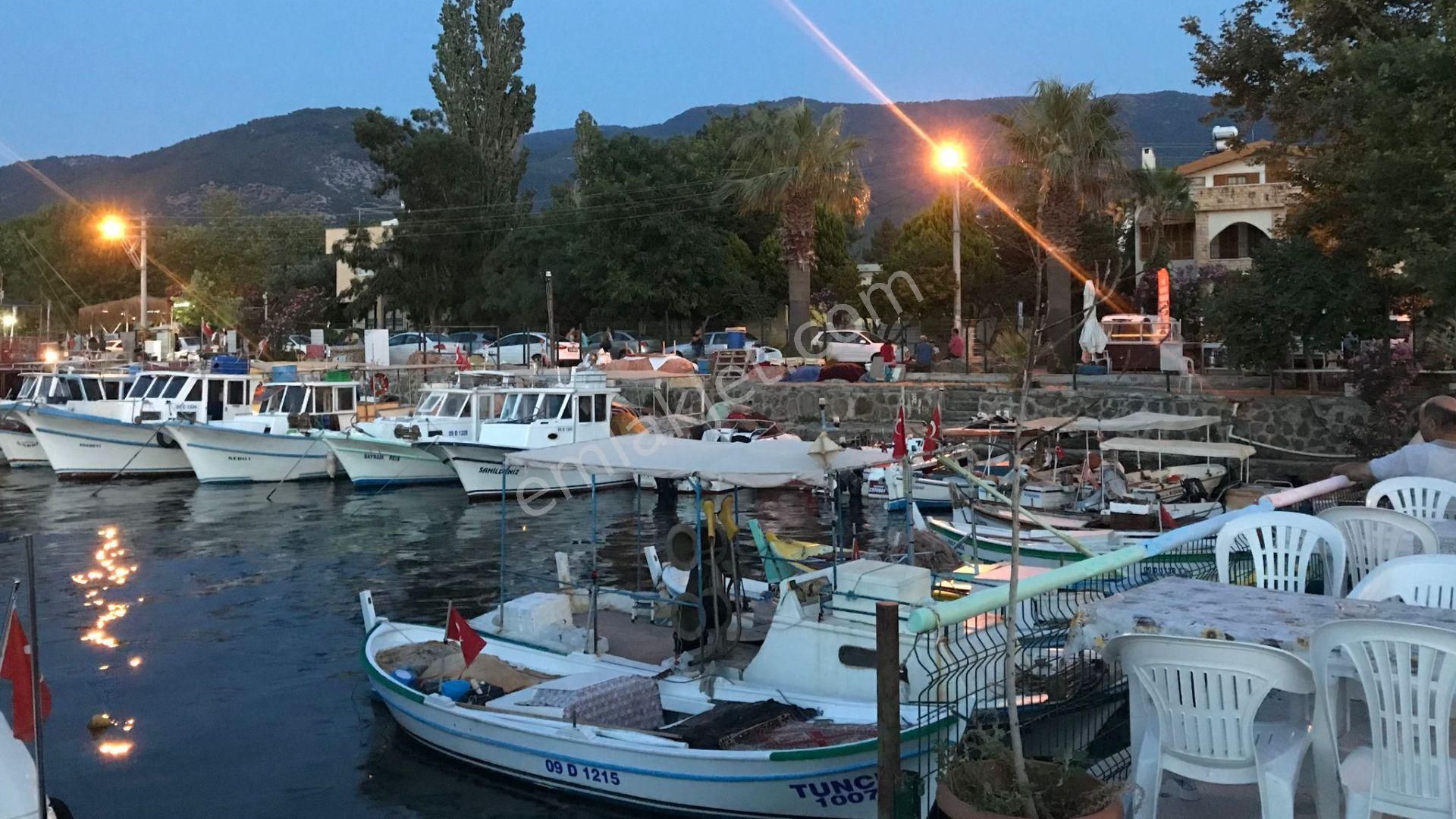 Kuşadası Güzelçamlı Da Denize 30 Metre Bahçeli Garajlı Müstakil Ev Satılıktır - Görsel 7