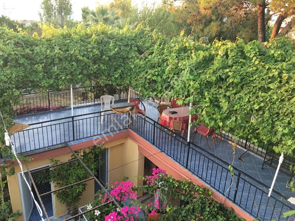 Kuşadası Güzelçamlı Da Denize 30 Metre Bahçeli Garajlı Müstakil Ev Satılıktır - Görsel 2