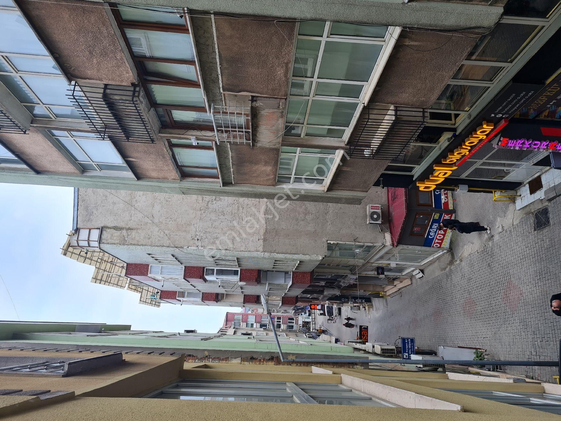 Trabzon Merkez Meydanda Toplam 315 M2 Galeri Katlı 3 Ayrı Tapulu Ofis Satılık - Görsel 19