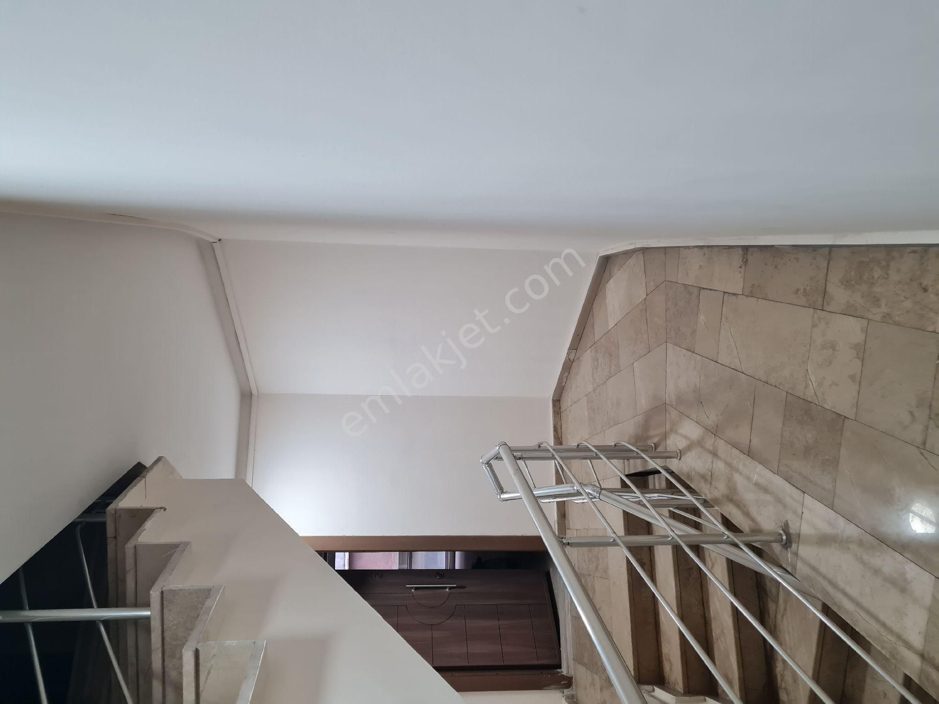 Trabzon Merkez Meydanda Toplam 315 M2 Galeri Katlı 3 Ayrı Tapulu Ofis Satılık - Görsel 10