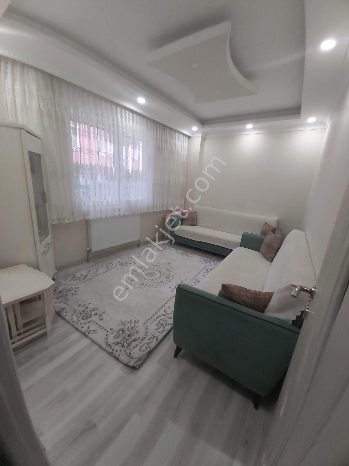 Arnavutköy Yunus Emre Satılık Daire  SATILIK 2+1 90 M2 YÜKSEK GİRİŞ FIRSAT DAİRE