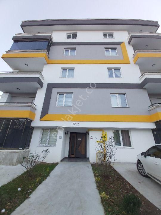 Körfezde Eşyasız 1+1 Kiralık Daire