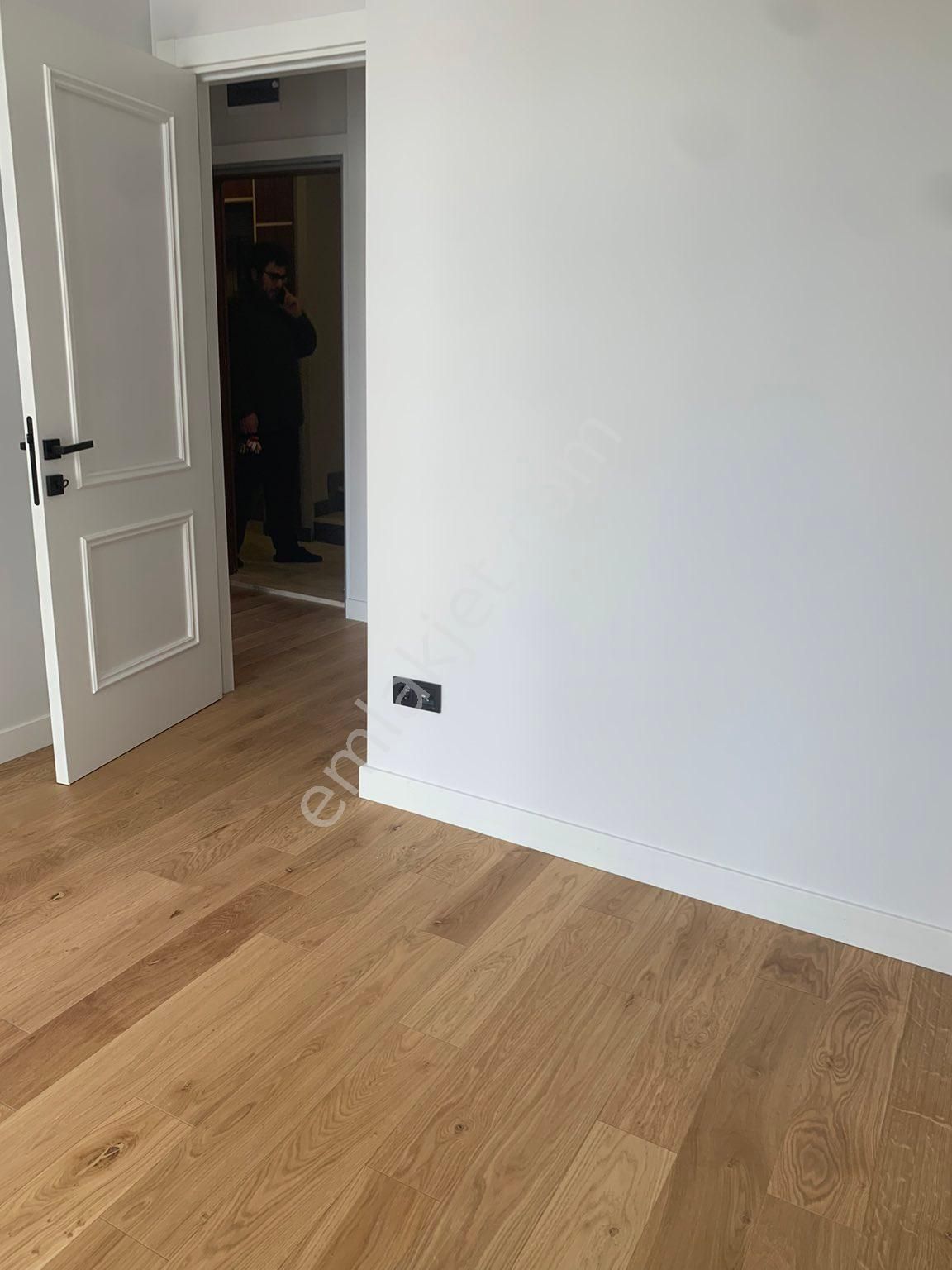 Tiamo’dan Sıfır Binada 2+1 2 Kat Kombili Kapalı Otoparklı - Görsel 15