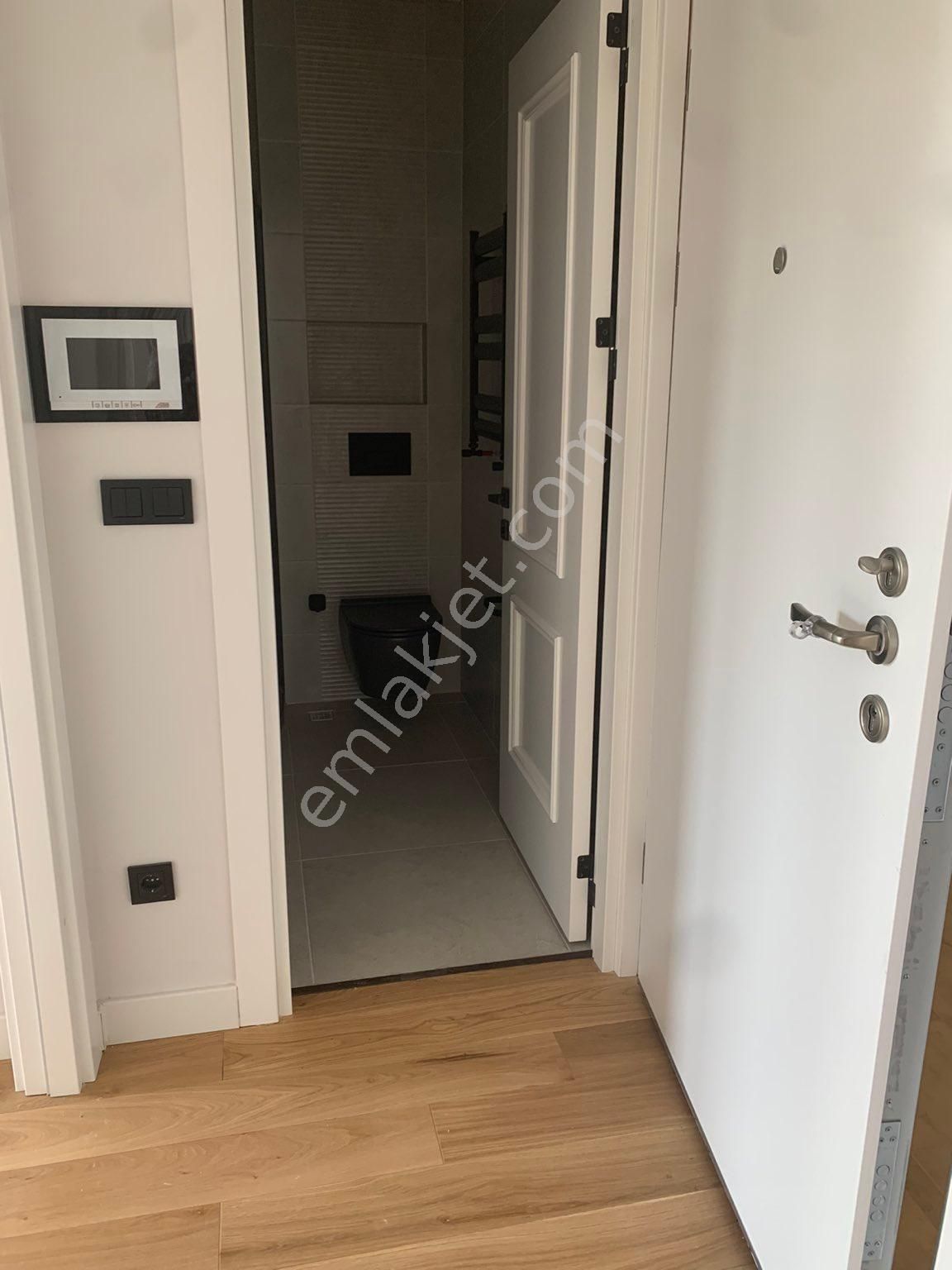 Tiamo’dan Sıfır Binada 2+1 2 Kat Kombili Kapalı Otoparklı - Görsel 20