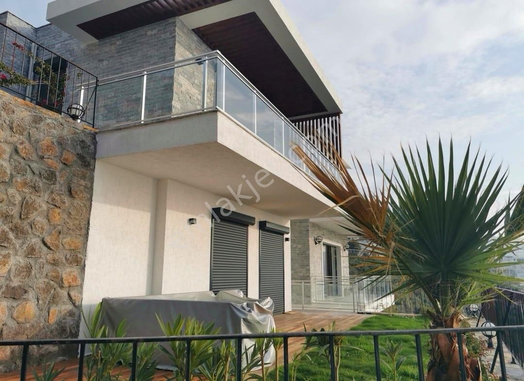 Bodrum Yalıkavak Özel Plajlı Manzaralı Sıfır Villa - Görsel 9