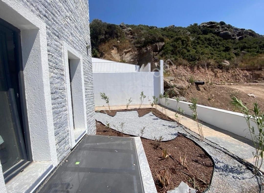 Bodrum Yalıkavak Özel Plajlı Manzaralı Sıfır Villa - Görsel 13