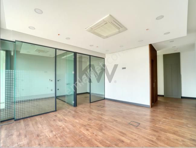 Ege Perla Kiralama Ofisi'nden Bayraklıda İçi Yapılı Kiralık Ofis - Görsel 8