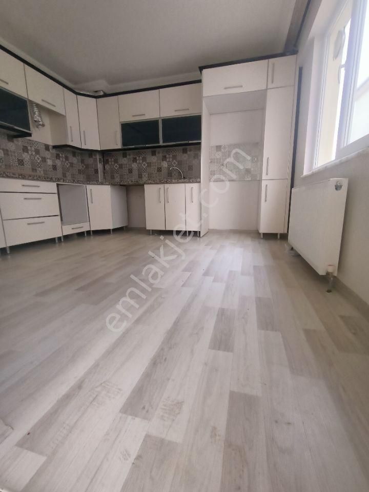 Polatlı Şentepe Kiralık Daire POLATLI ŞENTEPE ADLİYE ARKASI 3+1/138MK ARA KAT KİRALIK DAİRE 