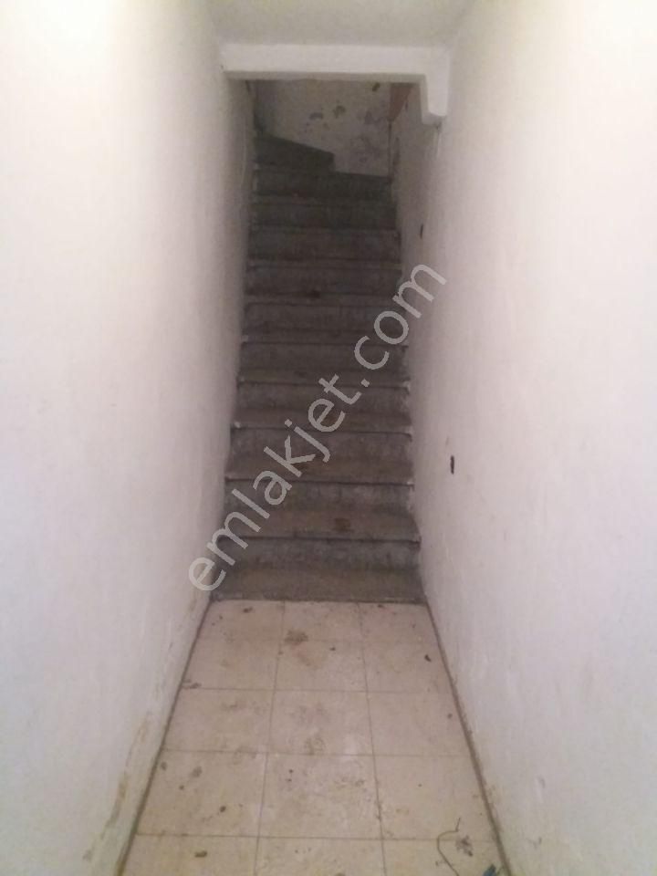 Karabağlar Cennet Oğlu Mah Komple Satılık Bina 3 Kat Bu Fıyat - Görsel 3