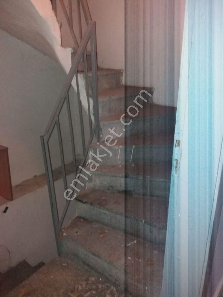 Karabağlar Cennet Oğlu Mah Komple Satılık Bina 3 Kat Bu Fıyat - Görsel 12