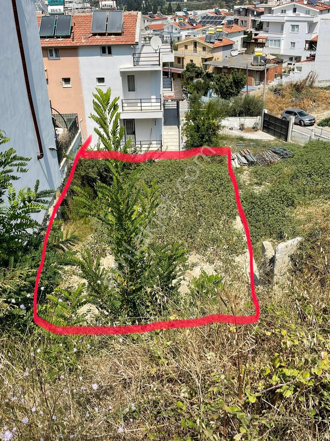 Emlakçıdan Aydın Kuşadası Karaova Mahallesi Satılık Villa İmarlı