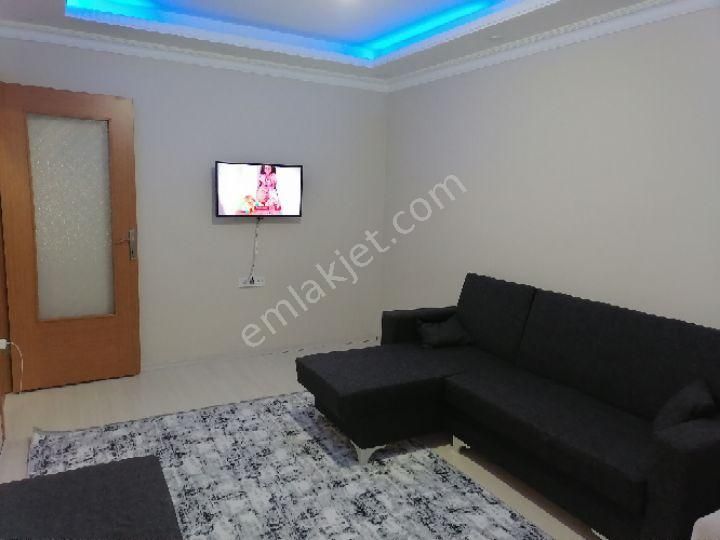 Beylikdüzü Kavaklıda Kiralık Eşyalı Daire Nazar Emlakdan