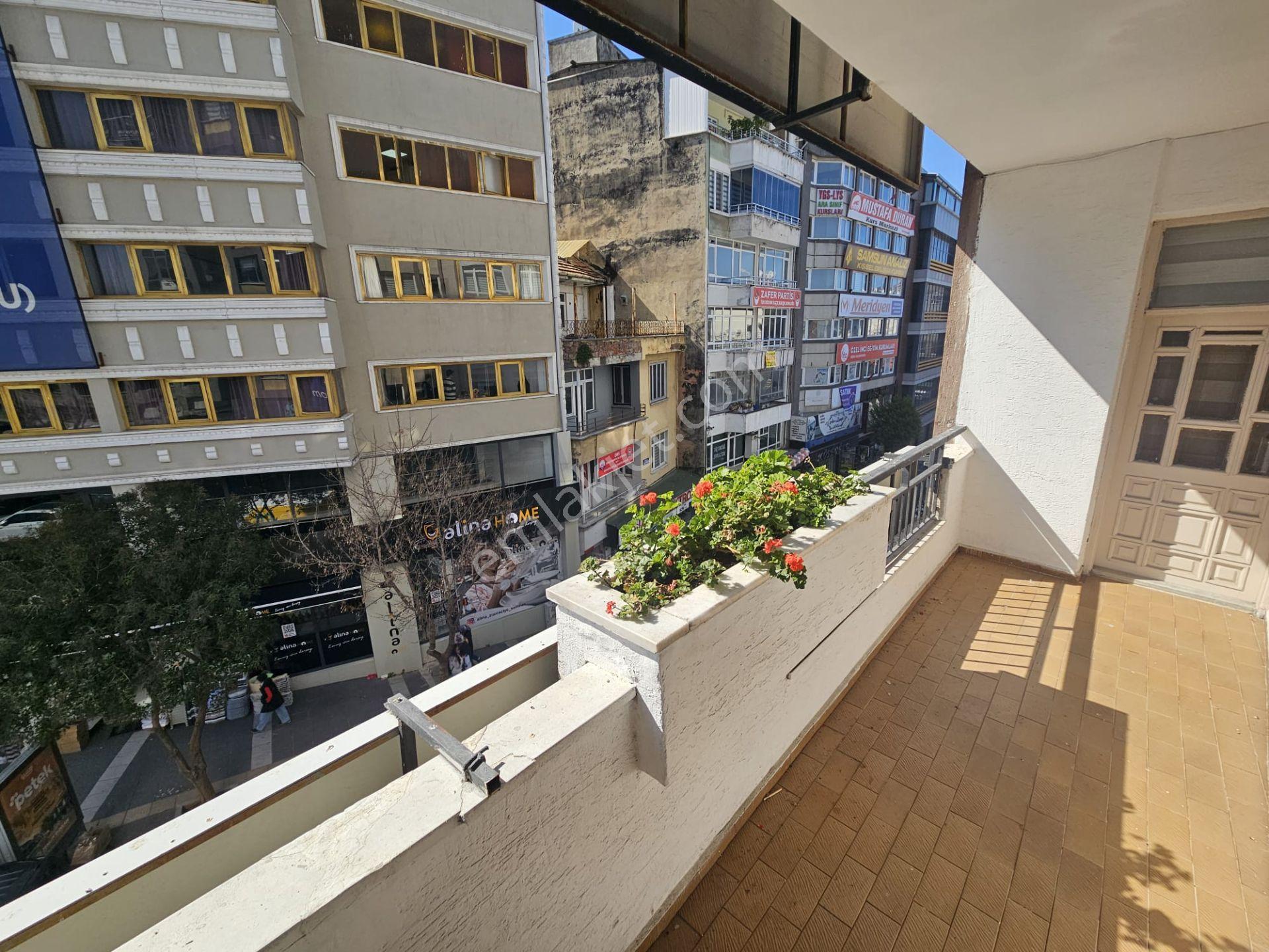 Mia'dan İlkadım Kale Mahallesi'nde Kiralık Ofis&büro İş Yeri - Görsel 24