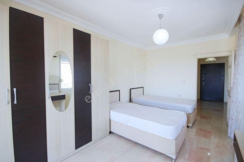 Alanya Mahmutlar Mah.denize 500 Mt. Eşyalı Satılık 4+1 Dubleks - Görsel 24