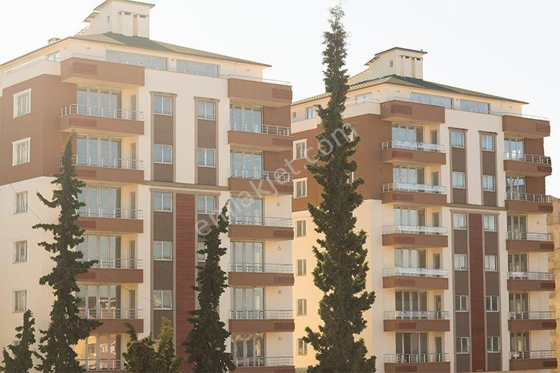 Yomra Sancak Satılık Daire  TRABZON YOMRA DA SATILIK 318 M2 5+1 DAİRE