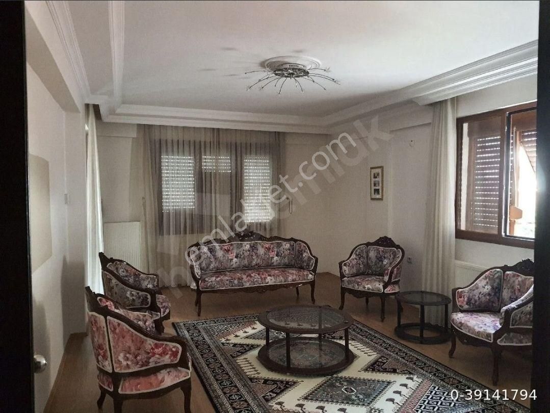 Buca Belediyesi Yakınında Eşyalı Kiralık 3+1 Daire - Görsel 7
