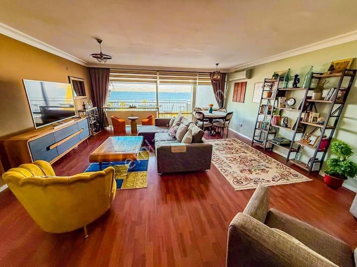 Muhteşem Yalı Dairesi 6 Cı Kat Lüx Çift Cephe Mevki Yerde Güzelyalıda - Görsel 24