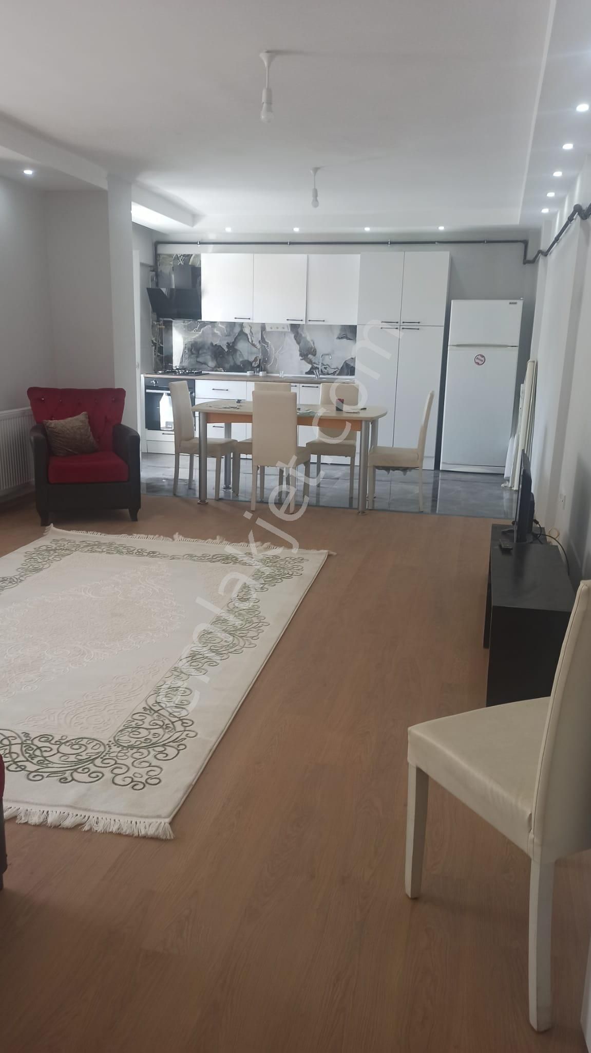Yalova Çınarcık'ta Deniz Manzaralı Eşyalı Dublex Daire - Görsel 29