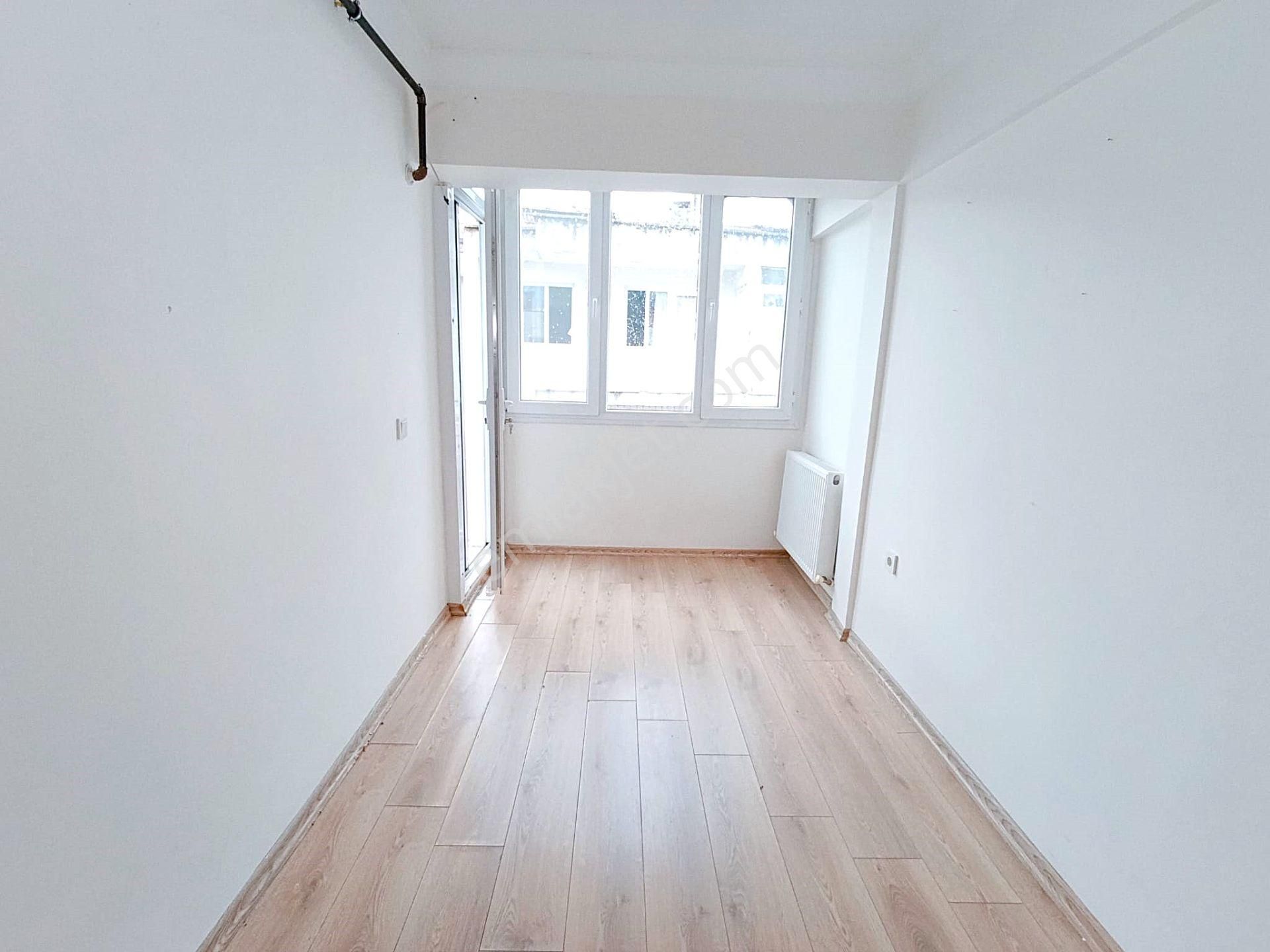 Göztepe Mithatpaşa Caddesi Üzeri Full Tadilatlı Kiralık Daire - Görsel 15
