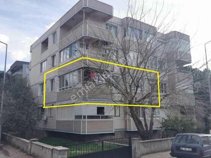 Aliağa Kültür Satılık Daire  Bülent ATEŞCİ'den 233 Sokakta 2+1 Daire 85m2 Brüt 70 m2 Net