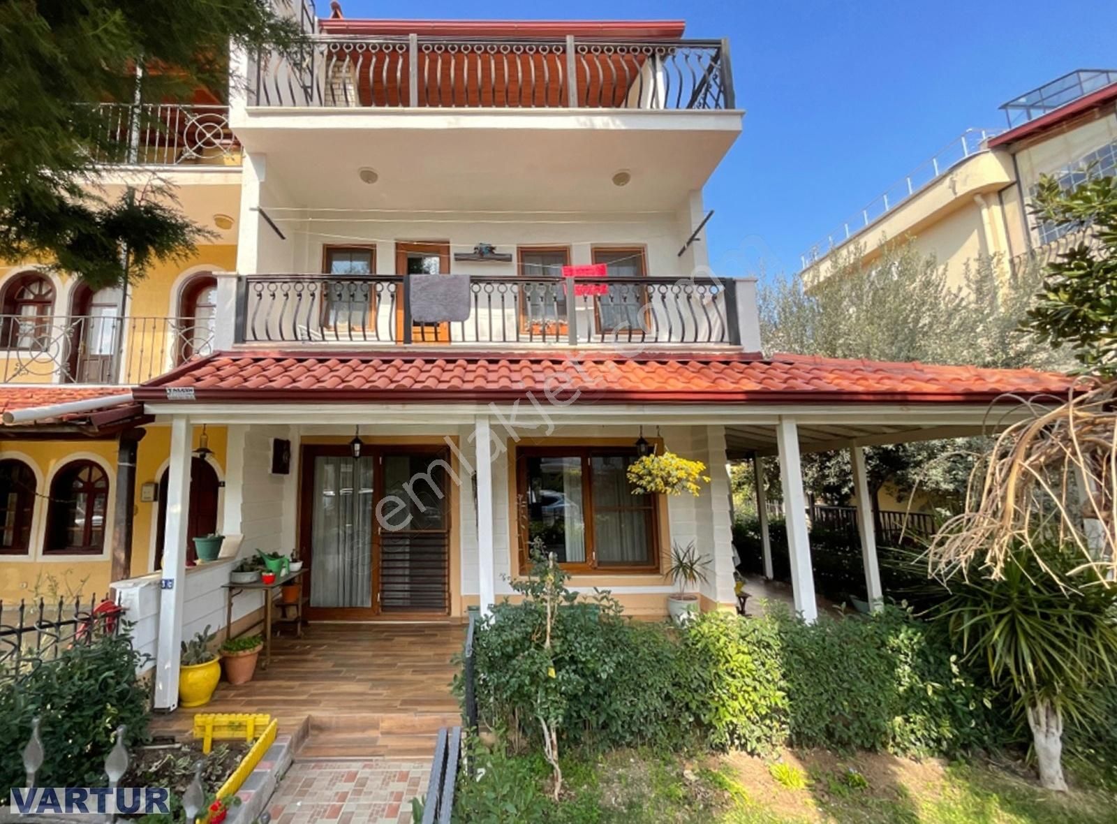 Fethiye Akarca Satılık Villa DENİZE MANZARALI MÜSTAKİL VİLLA