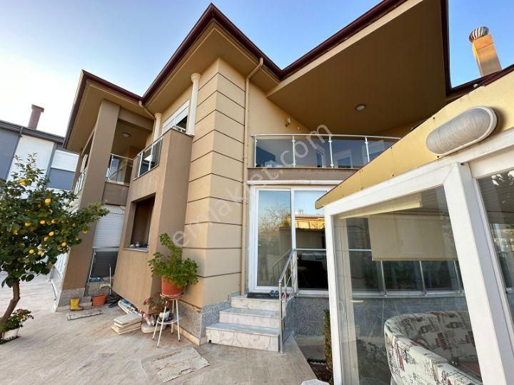 Döşemealtı Yeşilbayır'da Havuzlu Süper Lüks Dubleks 400m2 Villa - Görsel 27