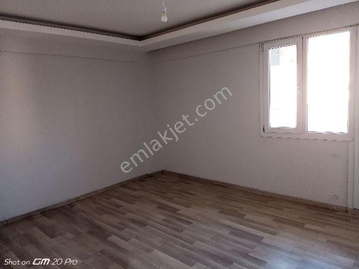 Bornova Ümit Satılık Daire BORNOVA ÜMİT MAH.SATILIK 2+1 DAİRE