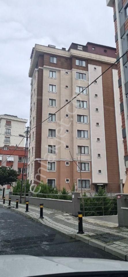 Maltepe Zümrütevler Satılık Daire metroya ulaşıma e5 yakın