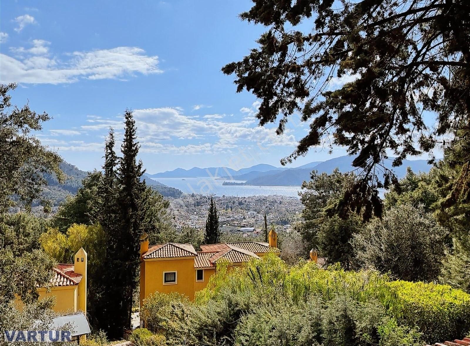 Fethiye Göcek Satılık Villa GÖCEK'TE DENİZ MANZARALI MÜSTAKİL VİLLA