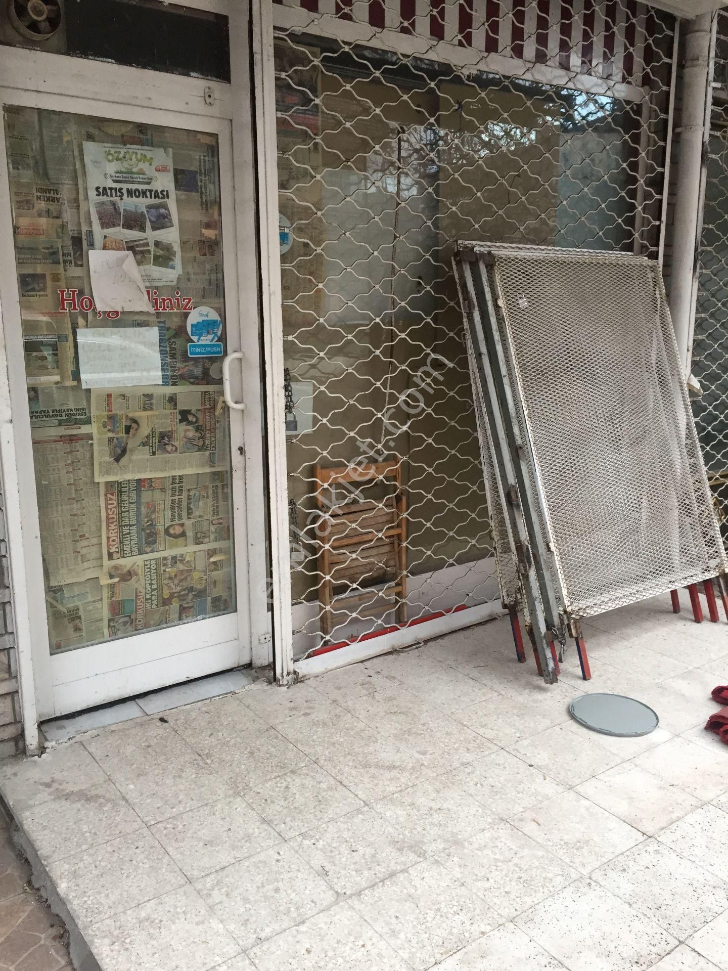 Neon Dan A.eğlencede Dükkan Hastanelere Yürüme Mesafeli - Görsel 3