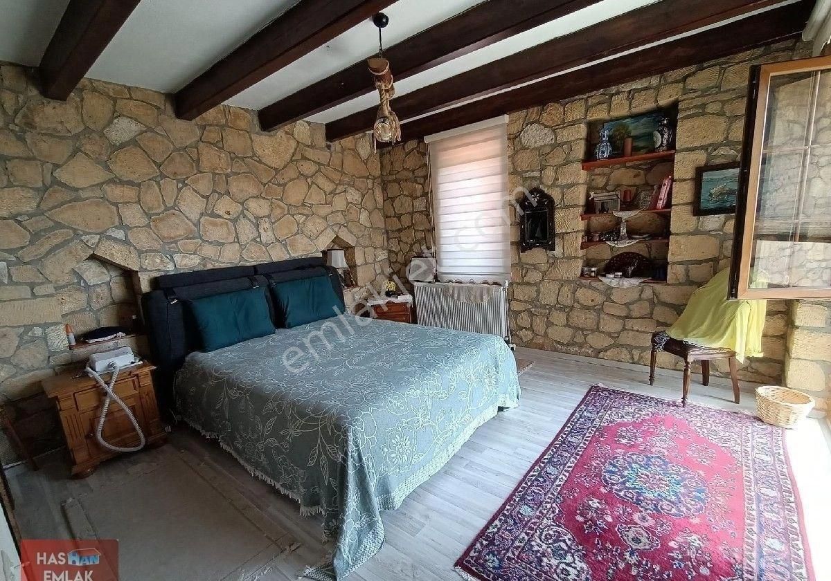 Altınoluk Narlı 3+1 Taş Ev - Görsel 16