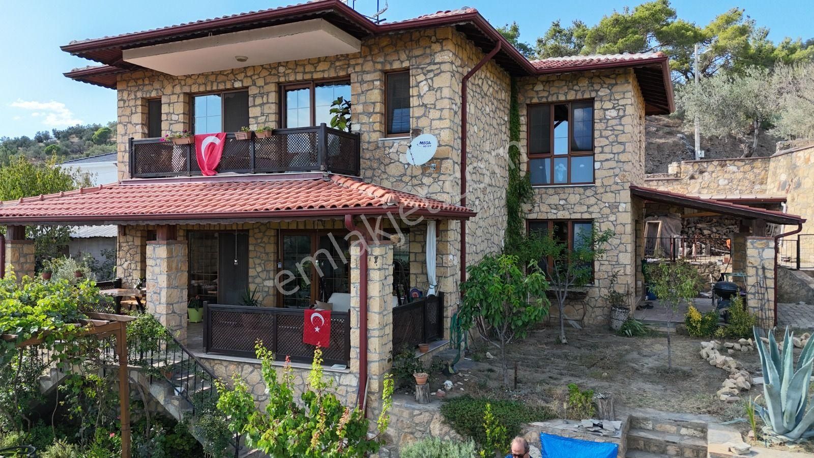 Altınoluk Narlı 3+1 Taş Ev - Görsel 29