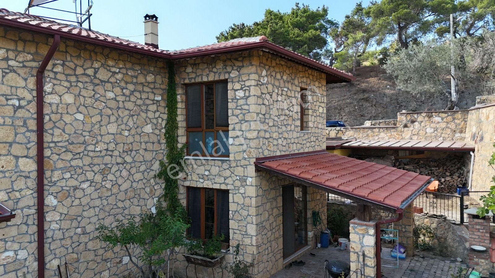 Altınoluk Narlı 3+1 Taş Ev - Görsel 30