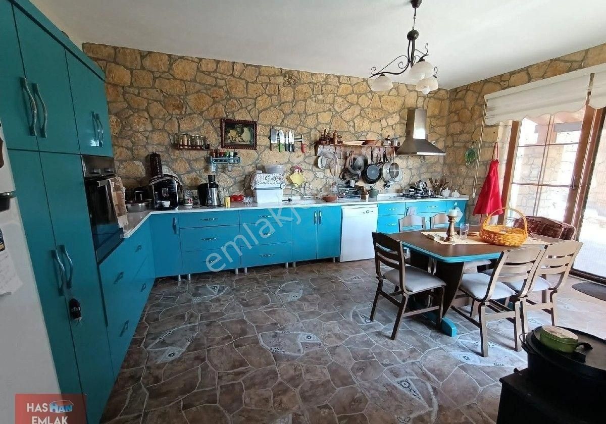 Altınoluk Narlı 3+1 Taş Ev - Görsel 19