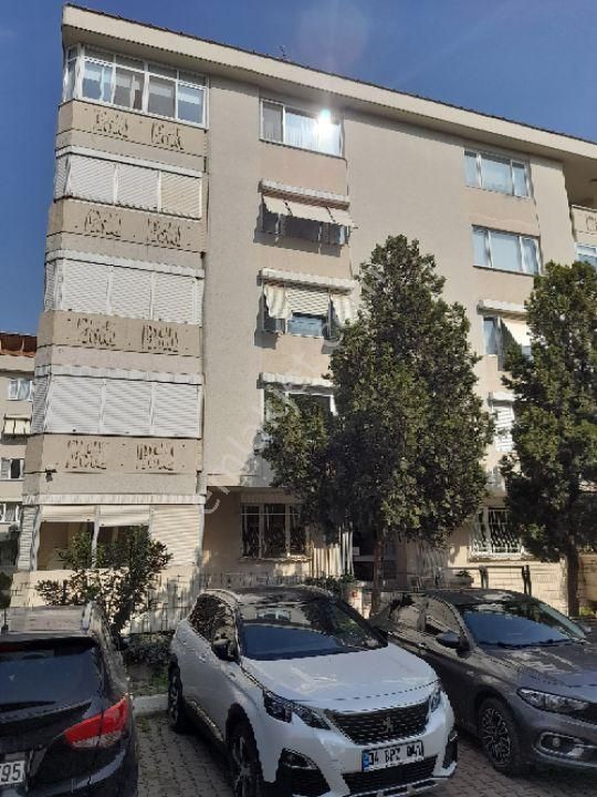 Pendik Burnunda Aile Apt 3 Balkonlu Kiralık Fırsat 145 M2 3+1 Daire