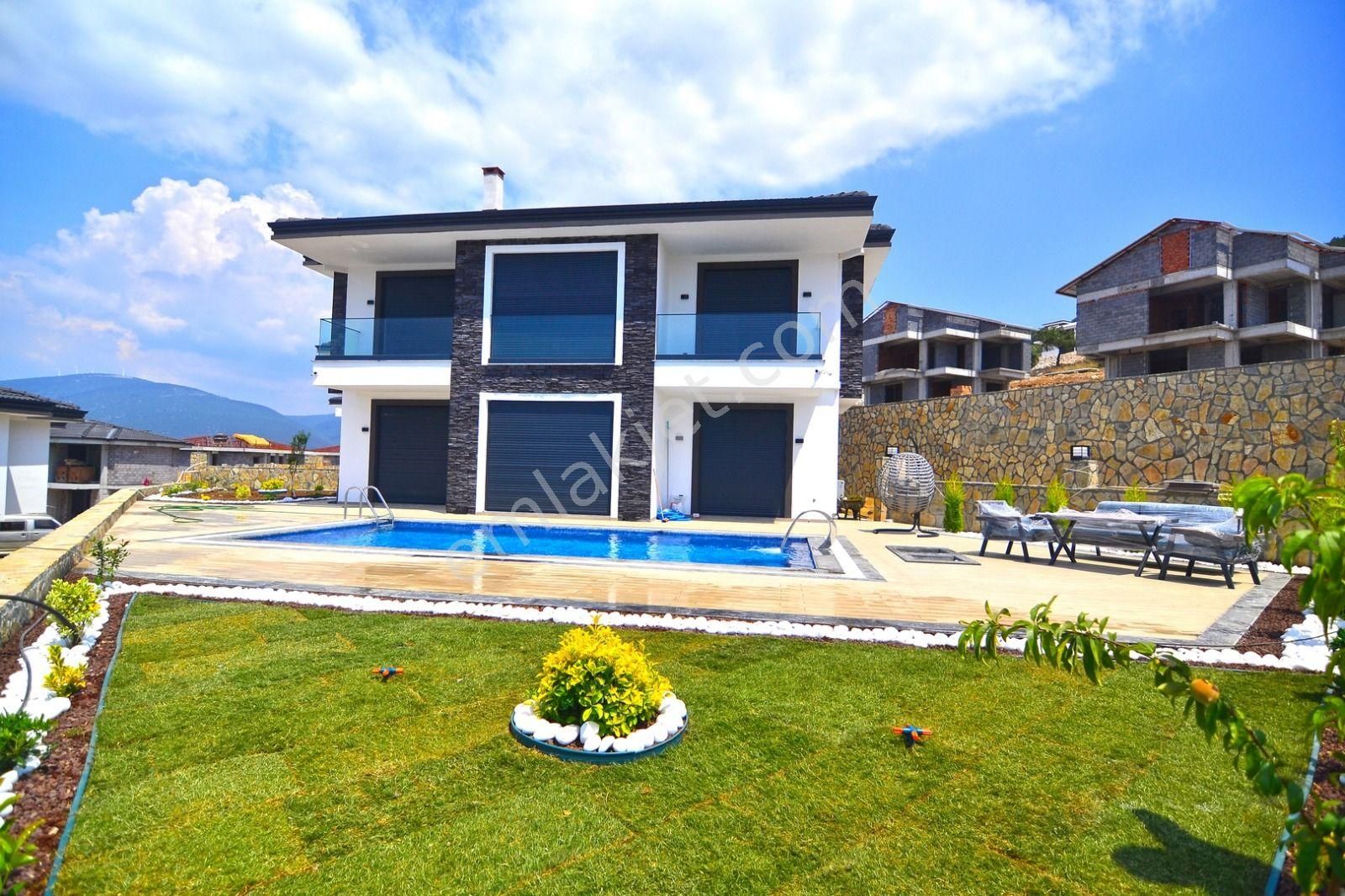 Didim Akbük'te Deniz Manzaralı Satılık Lüx Villalar - Görsel 11