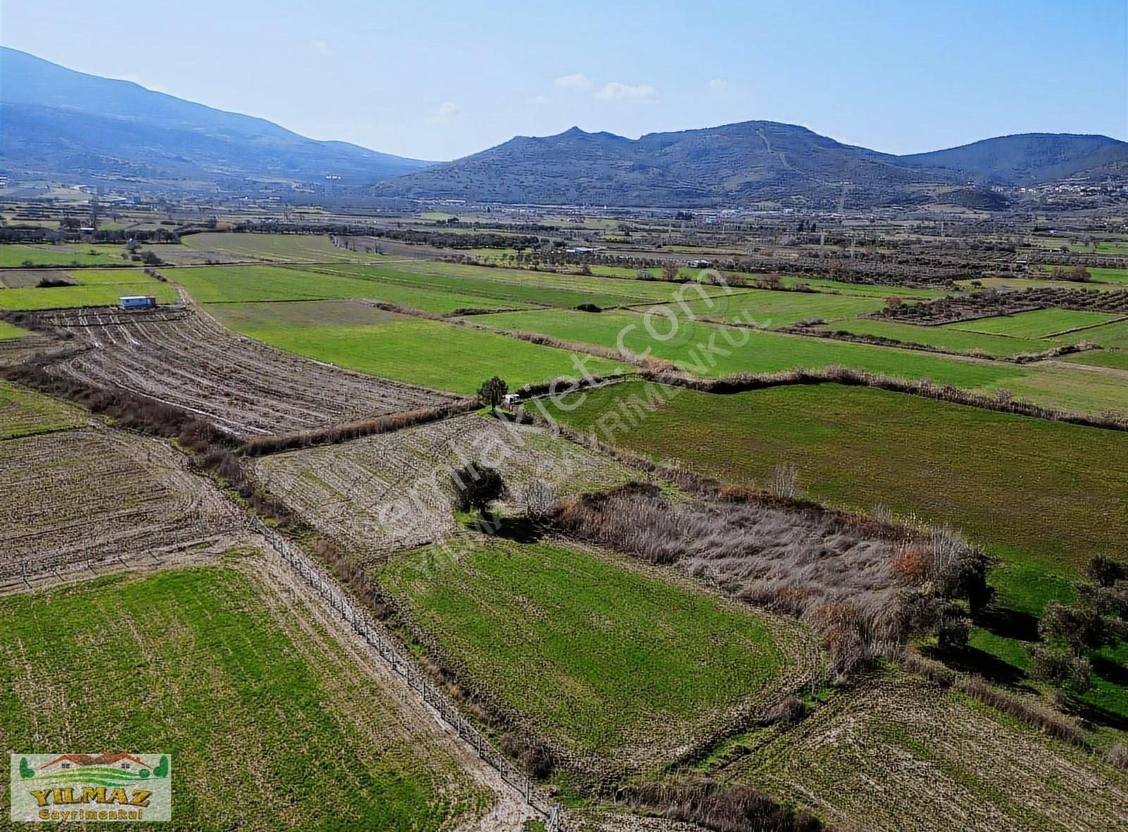 Aliağa Çıtak Satılık Tarla Aliağa Çıtak Bölgesinde Satılık 235 m2 Tarla