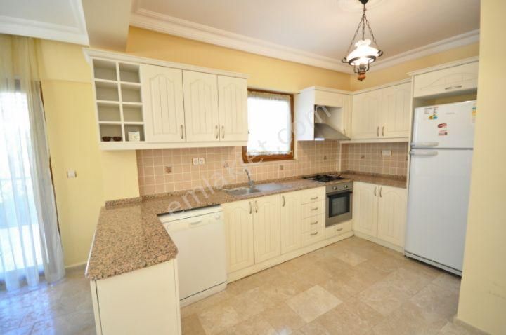 Fethiye Ovacıkta Orman Manzaralı Tam Müstakil Havuzlu Villa - Görsel 12