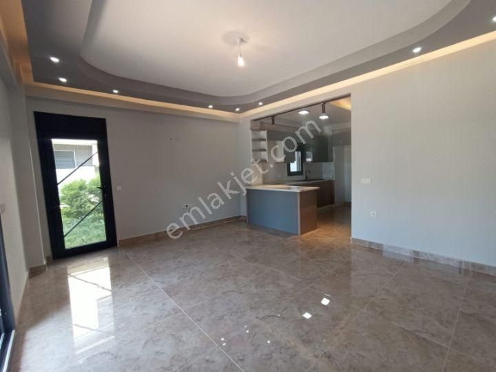 Altınkum Da Havuzlu Kompleks İçerisinde 3+1 Dubleks Daire - Görsel 16