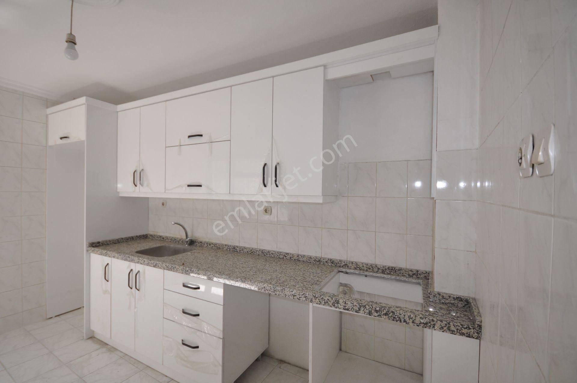 Söke Yeni Cami Mh. Satılık 2+1 Daire