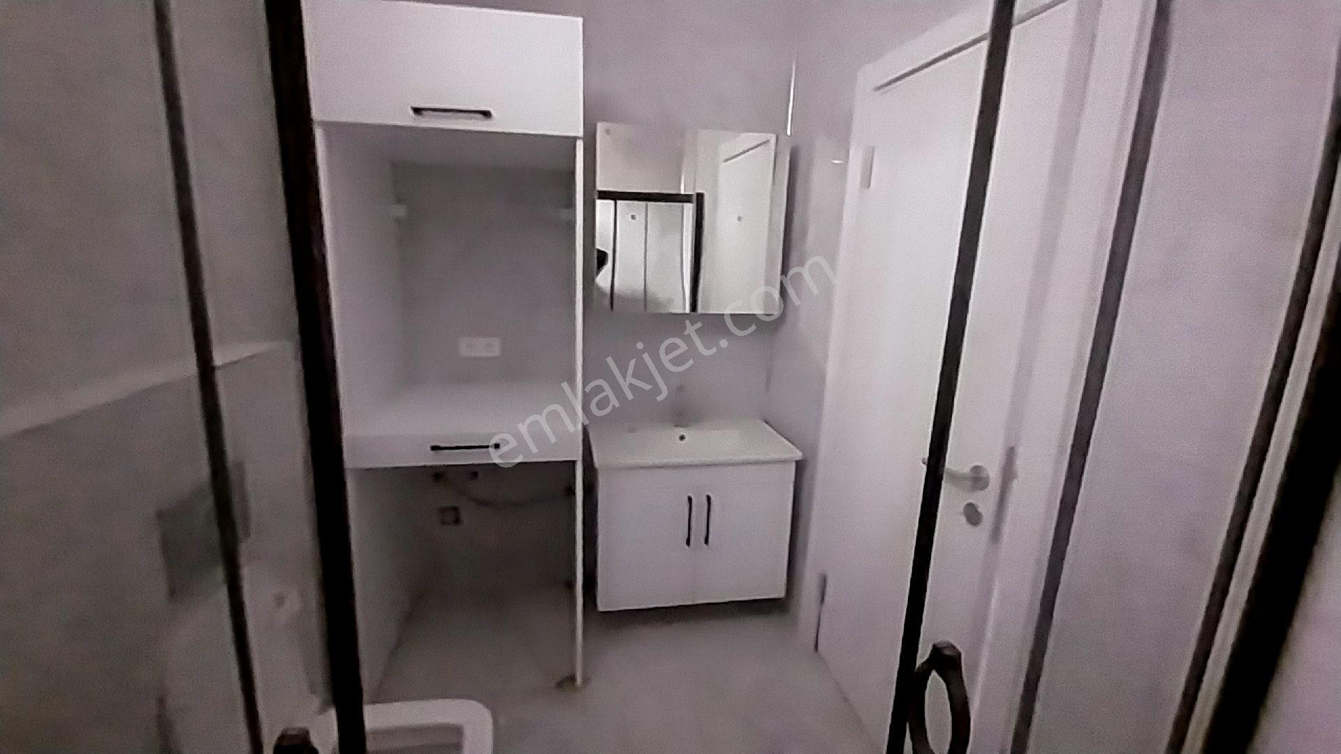 Adapazarı Kaymakamlık Yanında 3+1 Bakımlı Daıre - Görsel 21