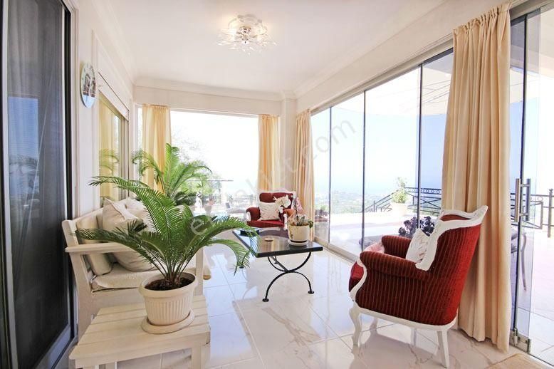 Alanya Kestel Mah.full Manzaralı Eşyalı Satılık 7+3 Villa - Görsel 28